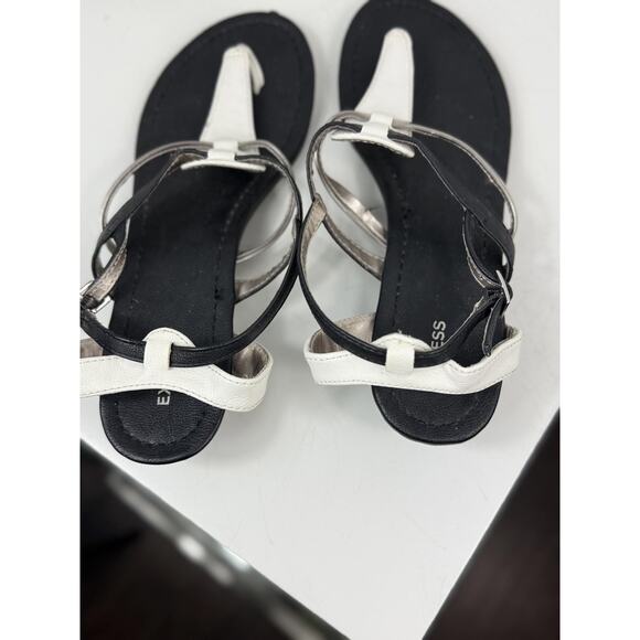 Cute Express Sandals Size 7 - Picture 6 of 6
